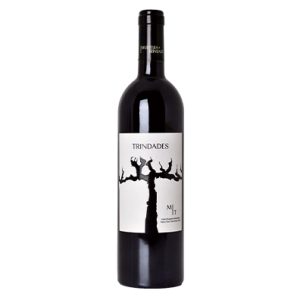 Trindades, Tinto
